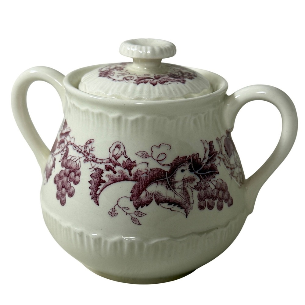 Wedgwood Old Vine of Etruria Mulberry Grape Sugar Bowl with Lid Made in England
